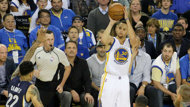 steph-curry-three-pointers.jpg